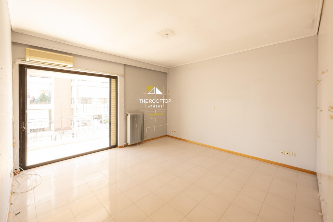 Korydallos : 2nd Floor apartments ( 129sqm)