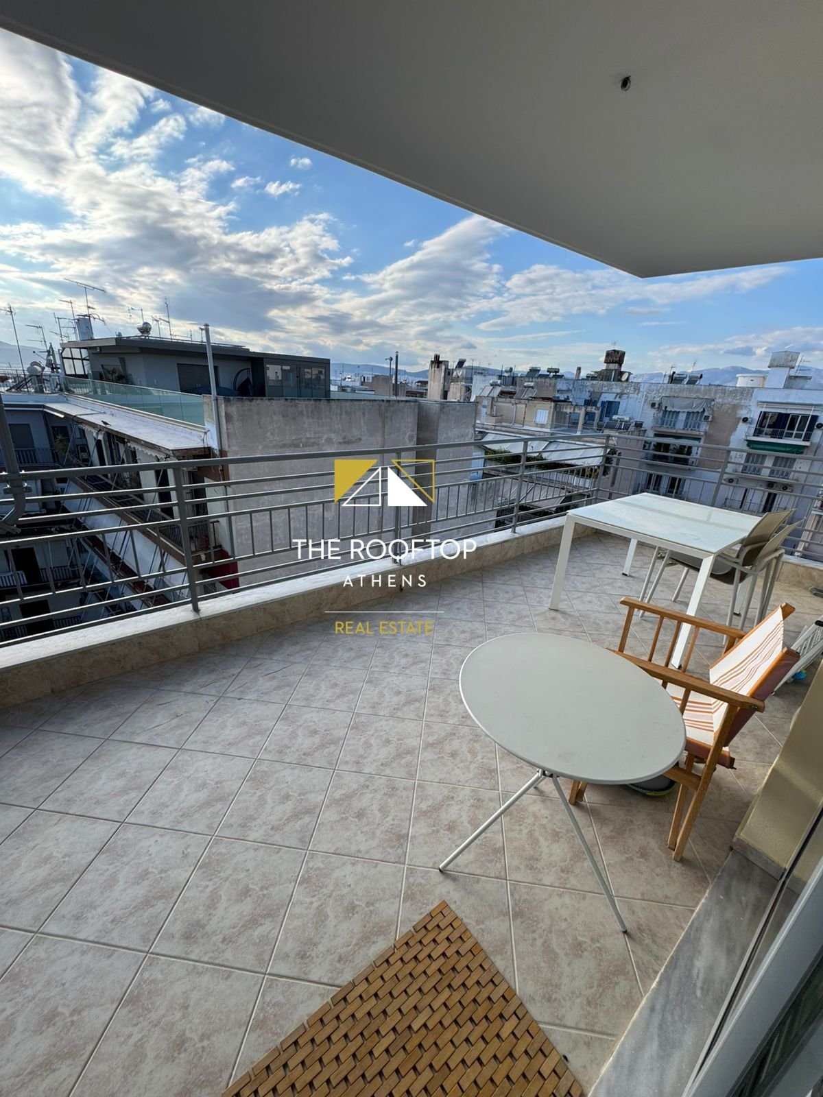 Kypseli: 6th floor apartment ( 68 sqm)