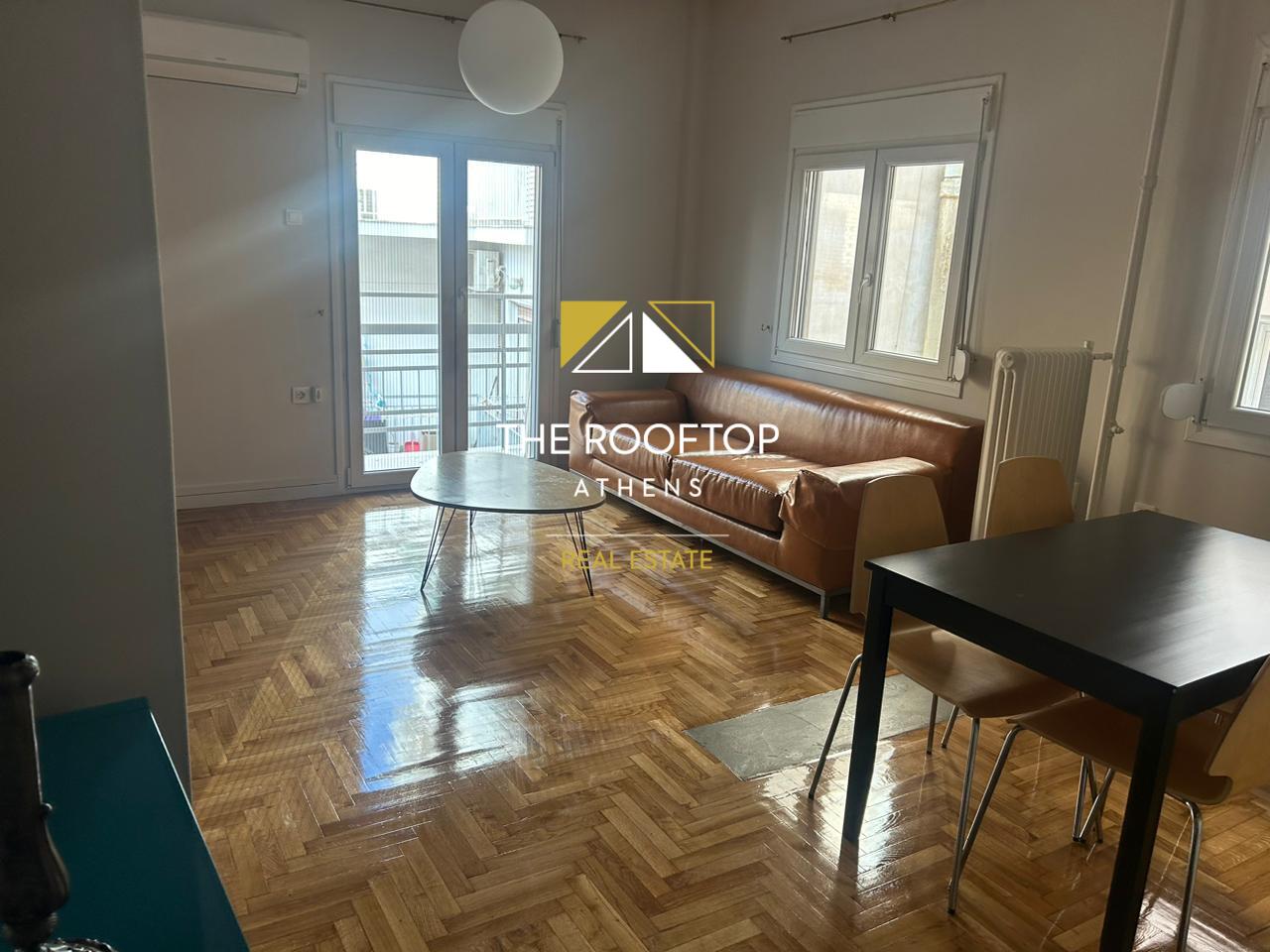 Exarcheia: Renovated 4th floor apartment 65 sqm